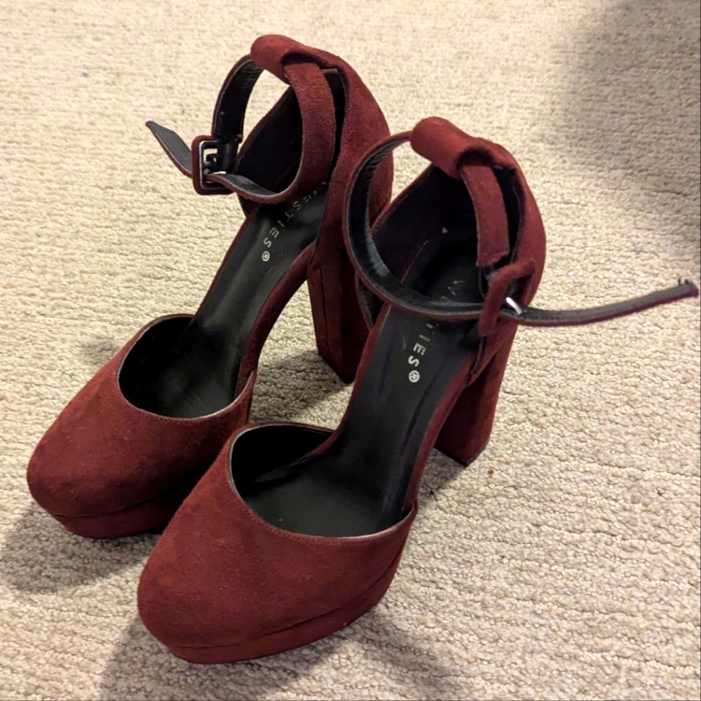 Suede burgundy Mary Jane heels